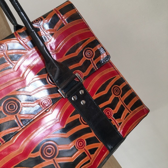 Boho patterned large leather shoulder bag. - Picture 3 of 6